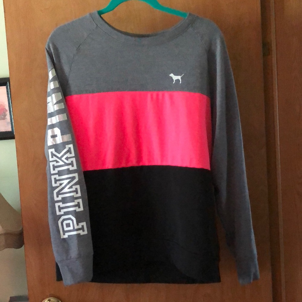 Victoria’s Secret Pink Sweatshirt     M/M